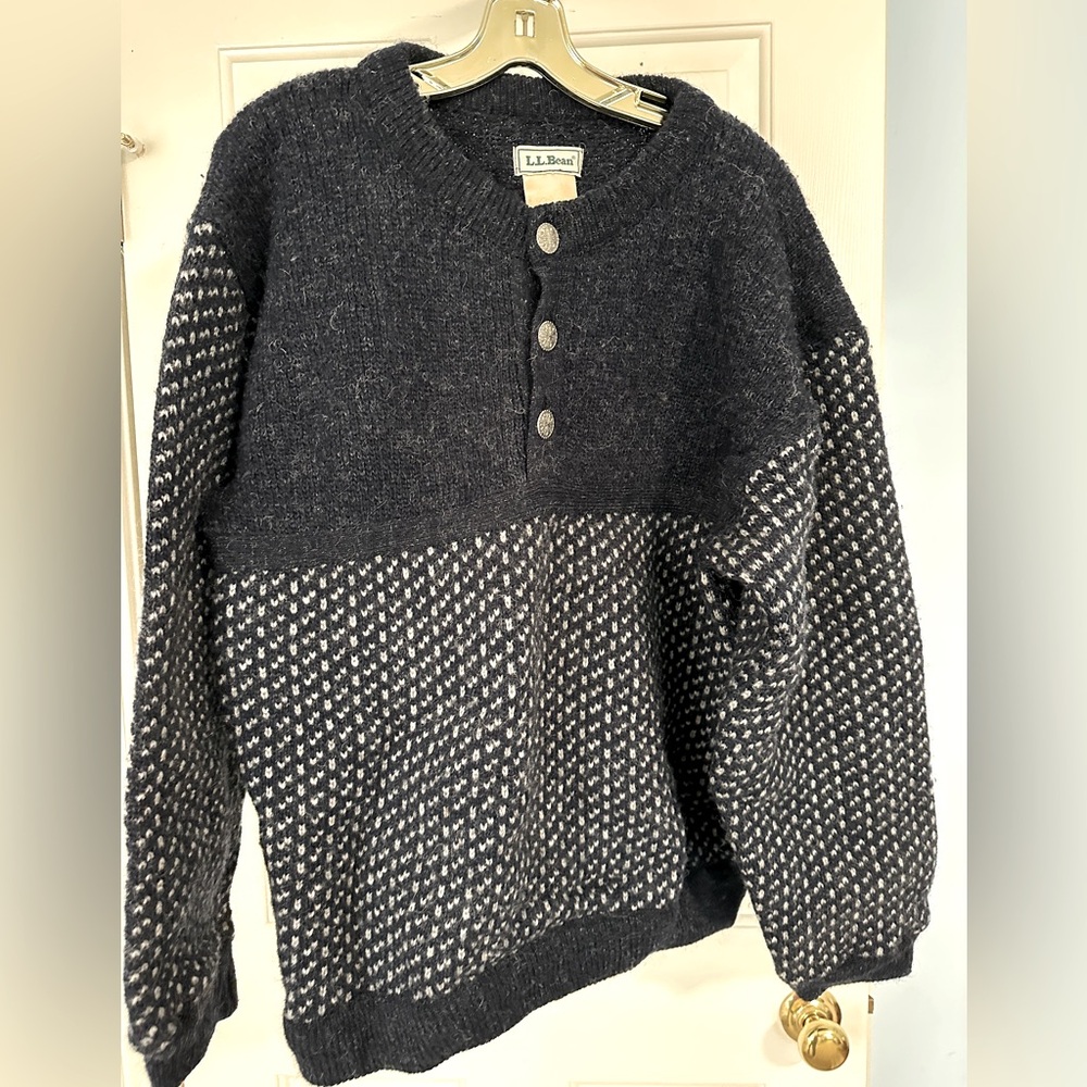 Women’s LLBean wool sweater